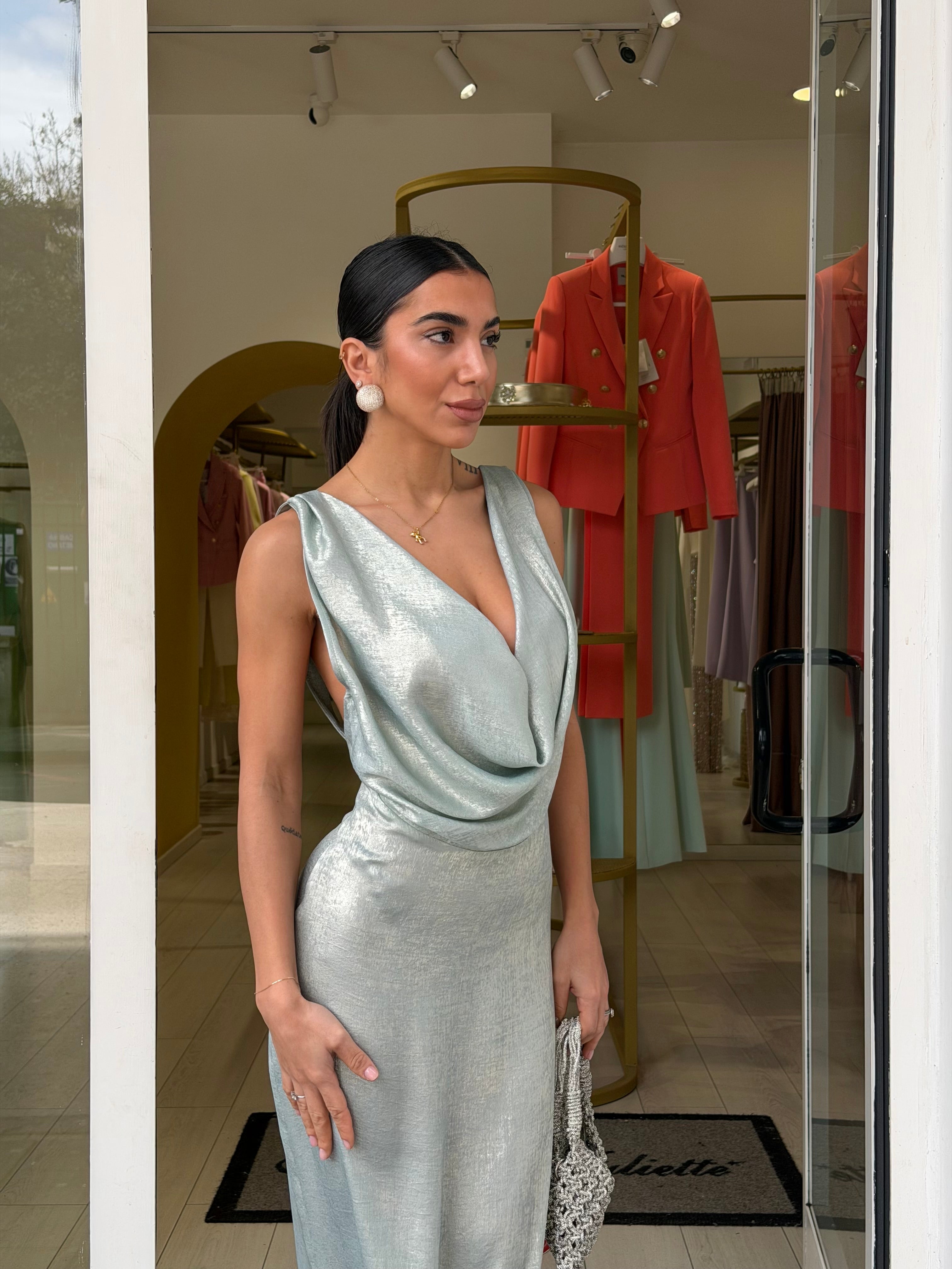 valut dress