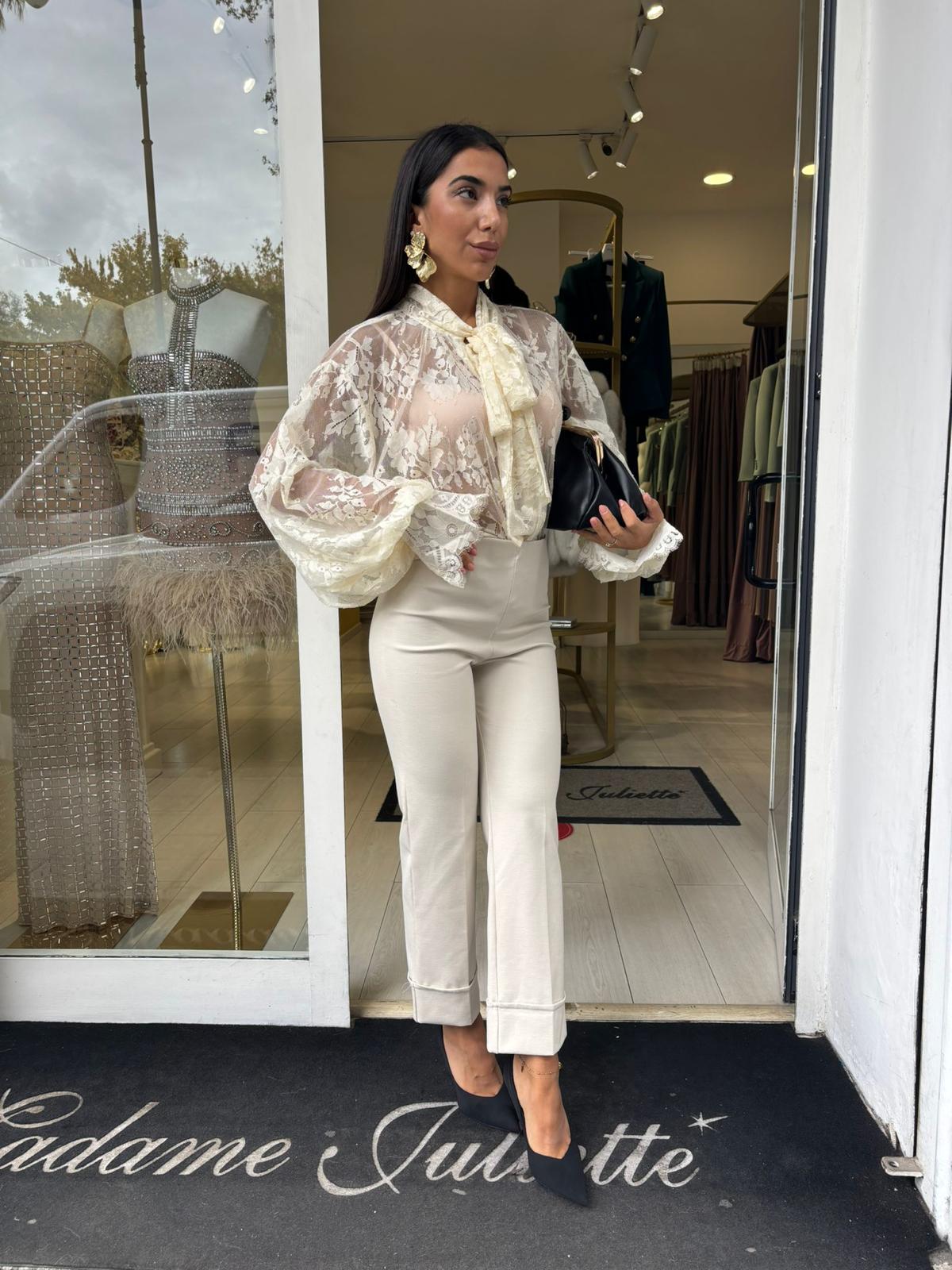 Blusa in pizzo