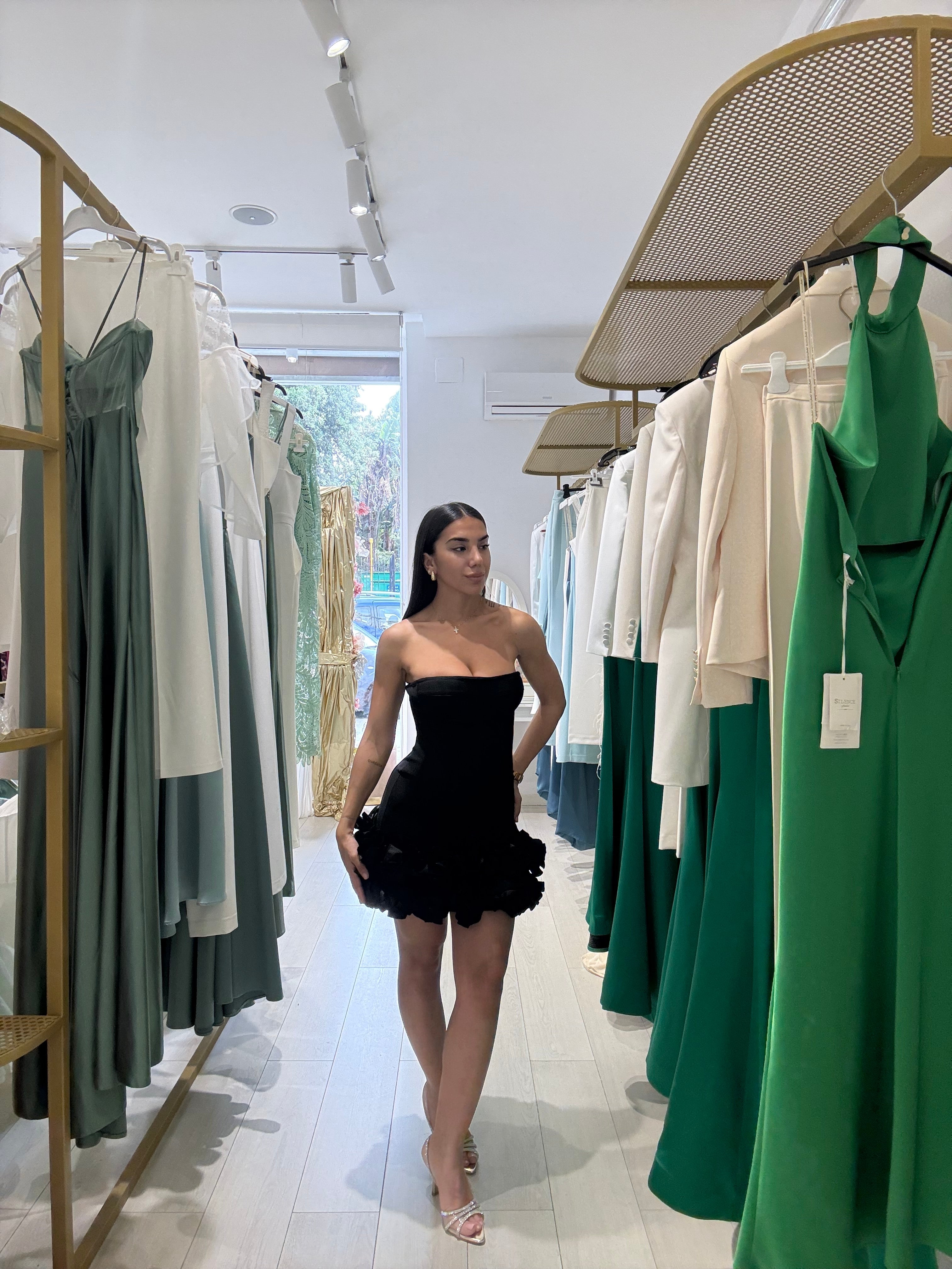 Dress Roses